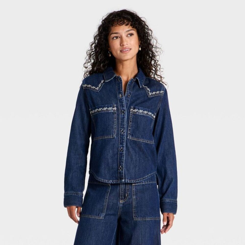 Women's Easy Denim Shirt - Universal Thread Dark Wash L
